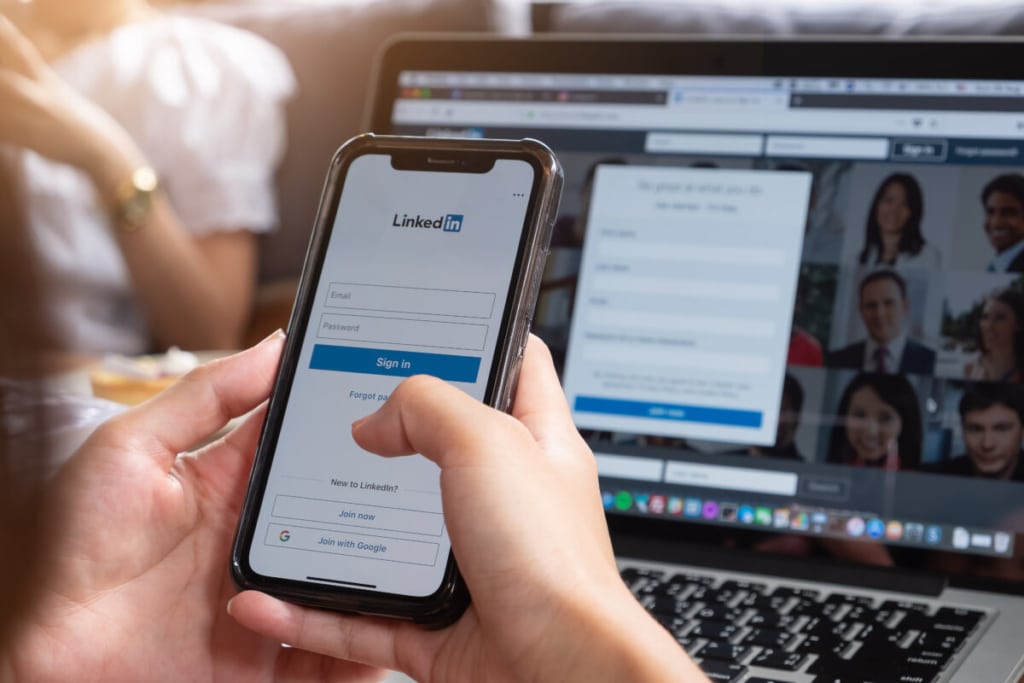 Pro Tips: Power Up Your LinkedIn Profile - Pro Resume Center